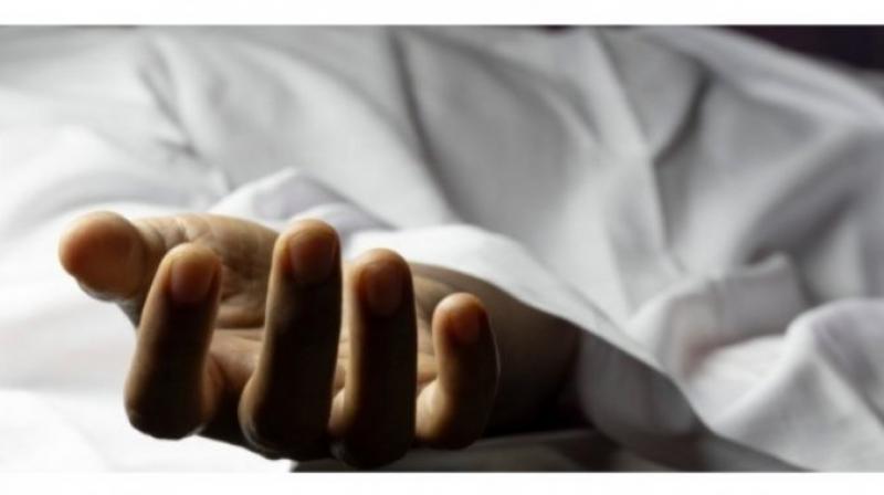 A woman died due to falling from a moving bus A woman died due to falling from a moving bus