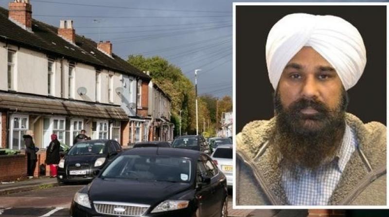 Sikh taxi driver Anakh Singh 