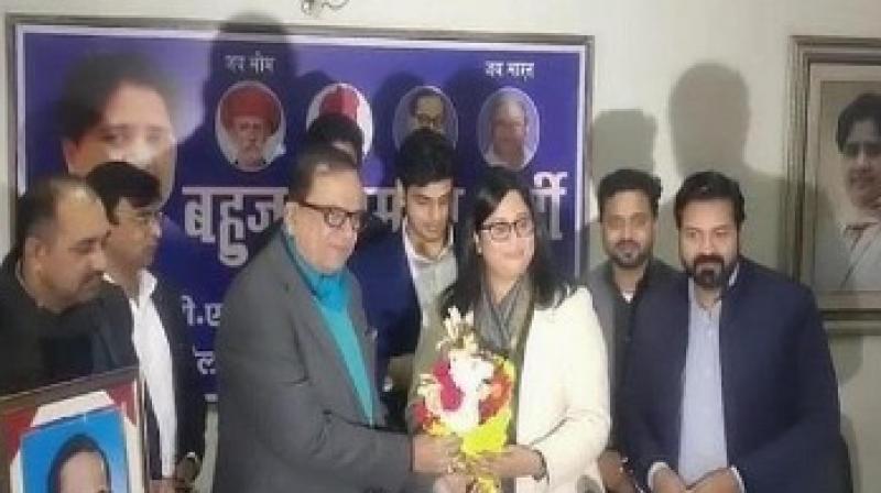 UP Elections: Nirbhaya case lawyer Seema Kushwaha joins BSP UP Elections: Nirbhaya case lawyer Seema Kushwaha joins BSP