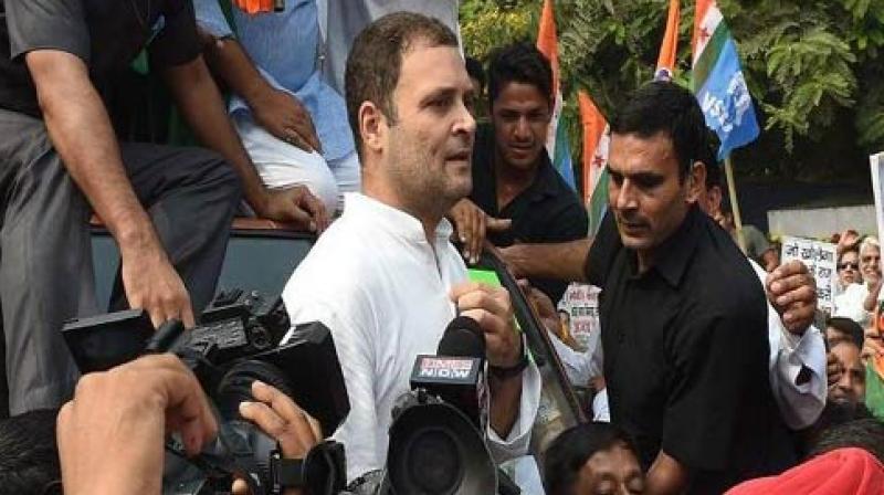 Congress Workers Protest in Front Of Rahul Gandhi House