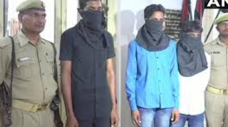UP Police Arrest gang UP Police Arrest gang