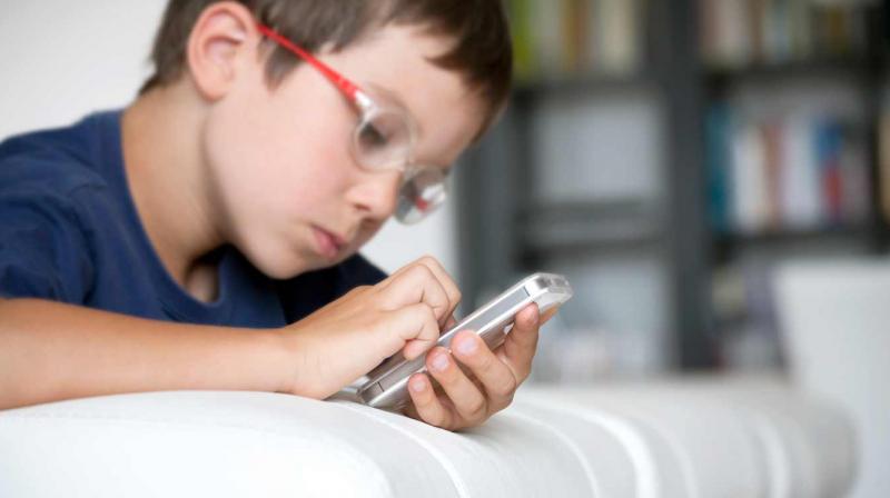 Mobile have a harmful impact on children's health Mobile have a harmful impact on children's health