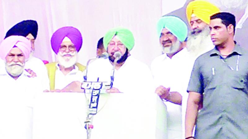 Captain Amarinder Singh Addressing Rally In Grain Market, Captain Amarinder Singh Addressing Rally In Grain Market,