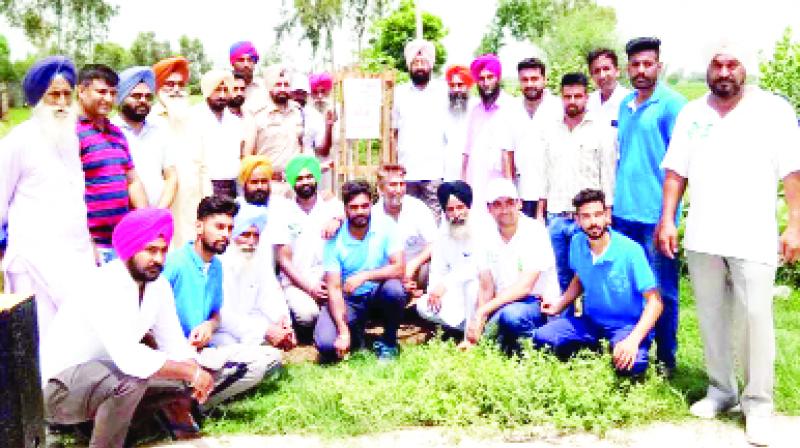 Maninderbir Singh DSP Kotkapura and other Social worker Maninderbir Singh DSP Kotkapura and other Social worker
