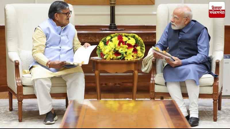 Governor Gulab Chand Kataria meets Prime Minister Narendra Modi Governor Gulab Chand Kataria meets Prime Minister Narendra Modi