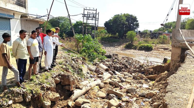 The road to Singha-Devi bridge was washed away in the rain, BJP demanded immediate repairs from the government The road to Singha-Devi bridge was washed away in the rain, BJP demanded immediate repairs from the government