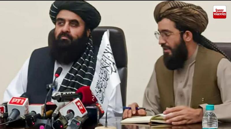 Opposition strongly criticizes government over absence of female journalists at Afghan minister's press conference Opposition strongly criticizes government over absence of female journalists at Afghan minister's press conference