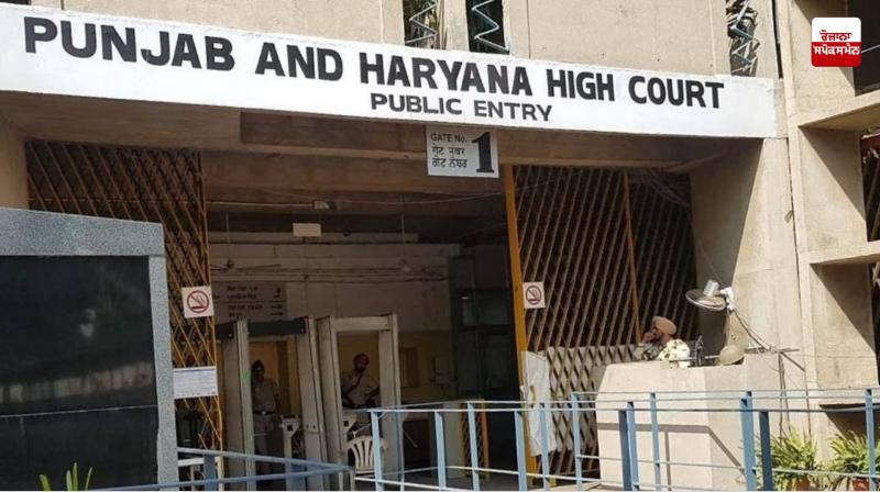 Notice issued to Central Government on allegations of treating members of Permanent Lok Adalat like labourers Notice issued to Central Government on allegations of treating members of Permanent Lok Adalat like labourers