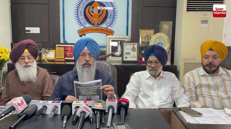 “It is shameful for Sarna to organize a seminar in the name of Guru Tegh Bahadur Sahib at Delhi Habitat Center” “It is shameful for Sarna to organize a seminar in the name of Guru Tegh Bahadur Sahib at Delhi Habitat Center”