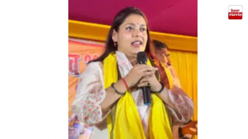 RJD gives ticket to Bahubali's daughter from Lalganj RJD gives ticket to Bahubali's daughter from Lalganj