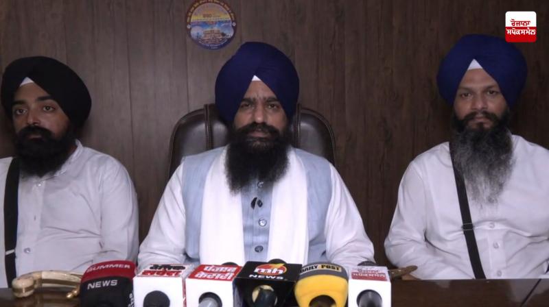 Jathedar of Shri Akal Takht Sahib Giani Kuldeep Singh reached Gargaj Delhi Jathedar of Shri Akal Takht Sahib Giani Kuldeep Singh reached Gargaj Delhi