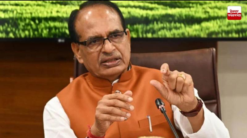 Serving farmers is serving God: Agriculture Minister Shivraj Singh Chouhan Serving farmers is serving God: Agriculture Minister Shivraj Singh Chouhan