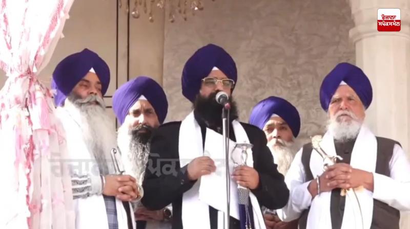 Jathedar announces major decisions from the walls of Sri Akal Takht Sahib