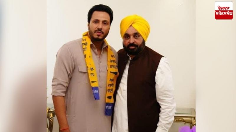 Chuspinderbir chahal joins AAP Chuspinderbir chahal joins AAP