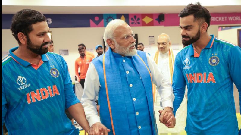 Full video of PM Narendra Modi in dressing Room of Team India Full video of PM Narendra Modi in dressing Room of Team India