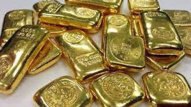  89 lakh gold recovered from Sharjah passengers