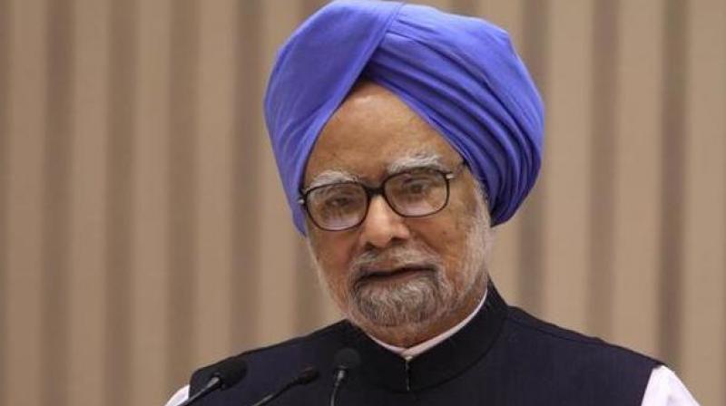The state of the economy is very worrying: Dr. Manmohan Singh