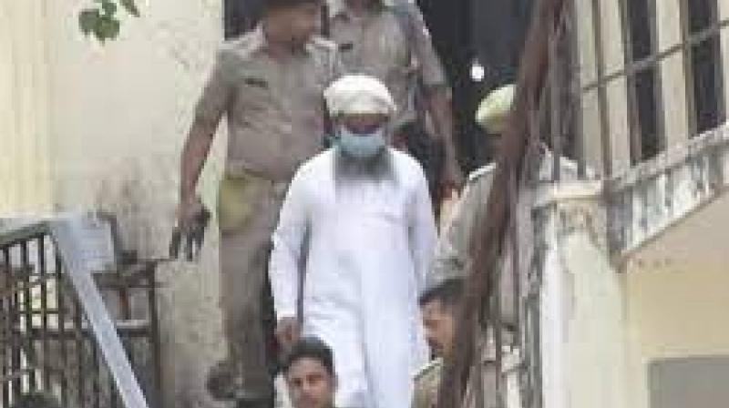 Varanasi bomb blast: Terrorist Waliullah sentenced to death after 16 years Varanasi bomb blast: Terrorist Waliullah sentenced to death after 16 years