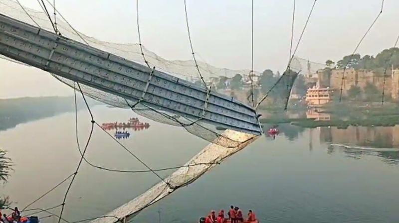 Morbi Bridge Accident: Charge sheet filed in Morbi tragedy, name of Oreva Group MD included Morbi Bridge Accident: Charge sheet filed in Morbi tragedy, name of Oreva Group MD included