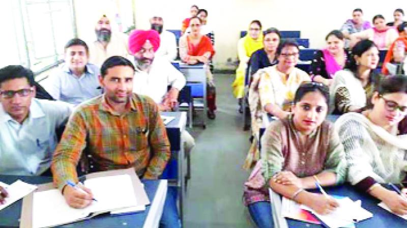 Receiving Information On The Topics Related To Punjabi Receiving Information On The Topics Related To Punjabi