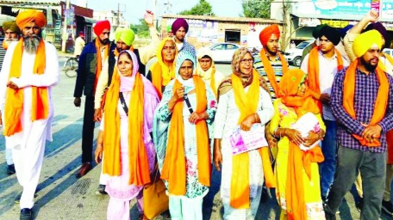 On the 152nd day of Bargadi Morcha, 16 persons including 6 women were arrested On the 152nd day of Bargadi Morcha, 16 persons including 6 women were arrested