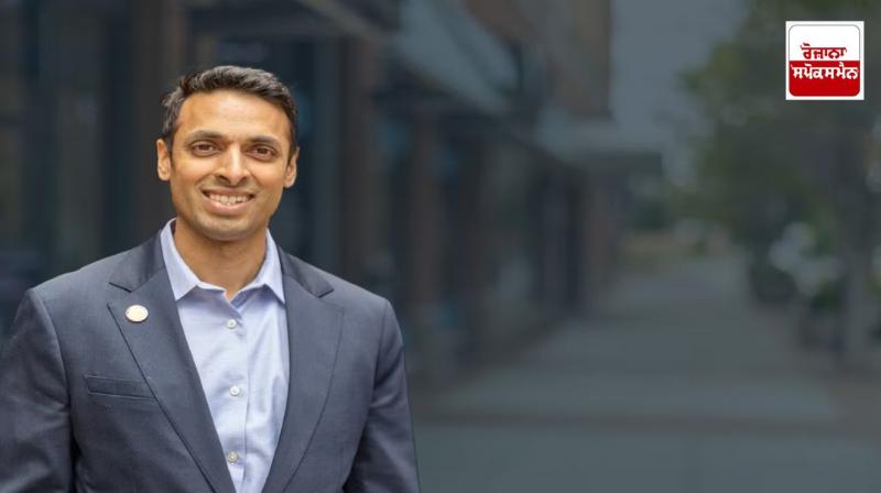 American Congress member Suhas Subramanian took the oath by placing his hand on Geeta American Congress member Suhas Subramanian took the oath by placing his hand on Geeta