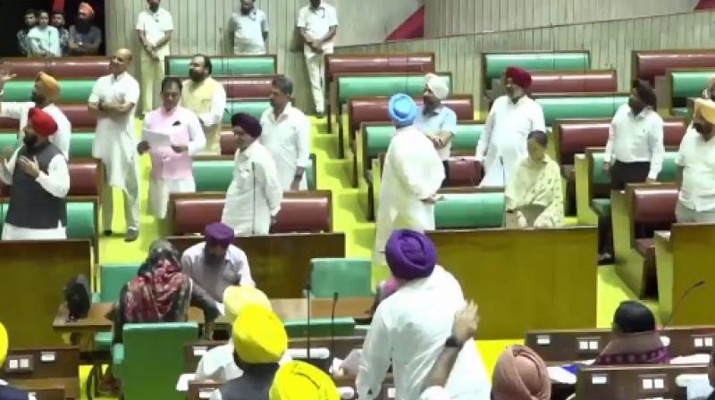 Speaker suspended the Congress MLAs for today