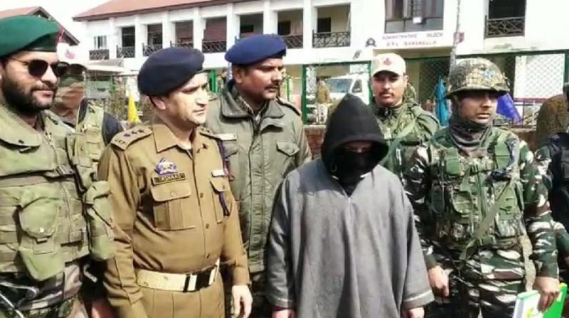 Jaish-e-Mohammad militant held in Jammu and Kashmir's Budgam Jaish-e-Mohammad militant held in Jammu and Kashmir's Budgam