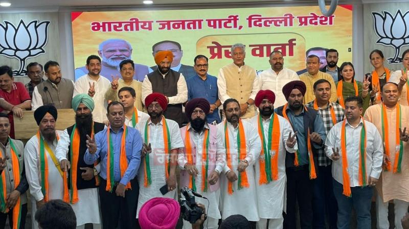 Many councilors of Jalandhar joined BJP, a blow to AAP-Congress Many councilors of Jalandhar joined BJP, a blow to AAP-Congress