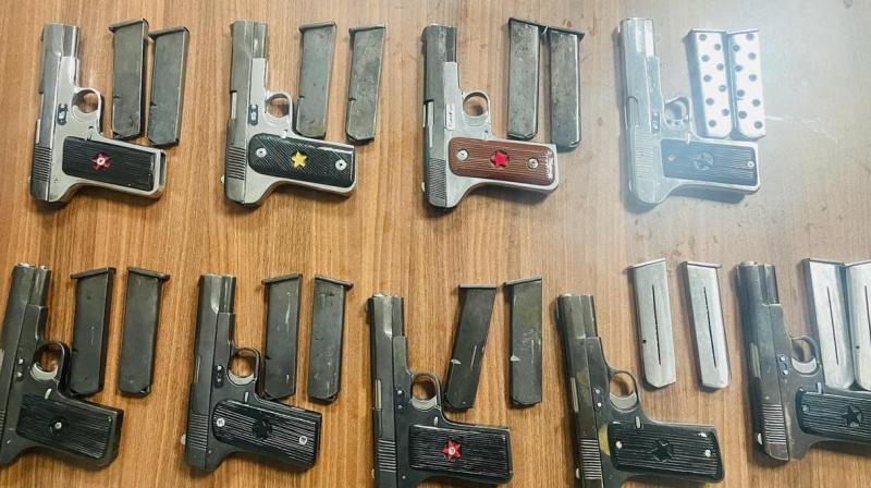 4 smugglers arrested with arms in Punjab, arms used to be supplied from Madhya Pradesh 4 smugglers arrested with arms in Punjab, arms used to be supplied from Madhya Pradesh