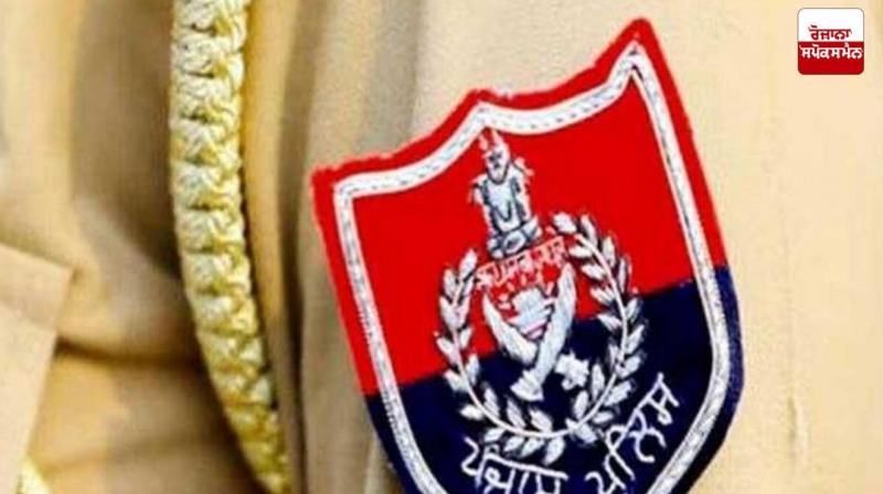 Amritsar Police recover 6 pistols and live ammunition from youth who returned from Canada Amritsar Police recover 6 pistols and live ammunition from youth who returned from Canada