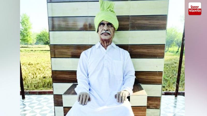 The sculptor of Punjab is helping the families of the deceased by making statues The sculptor of Punjab is helping the families of the deceased by making statues