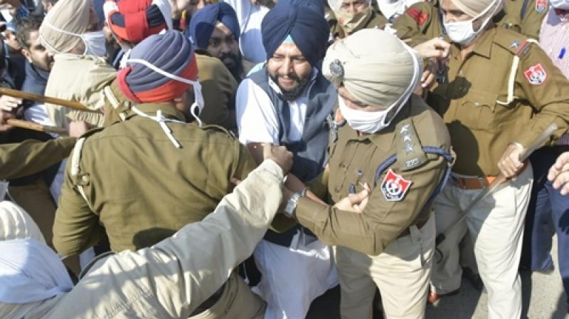 The Akalis who were going to besiege Bains' house were taken into police custody The Akalis who were going to besiege Bains' house were taken into police custody