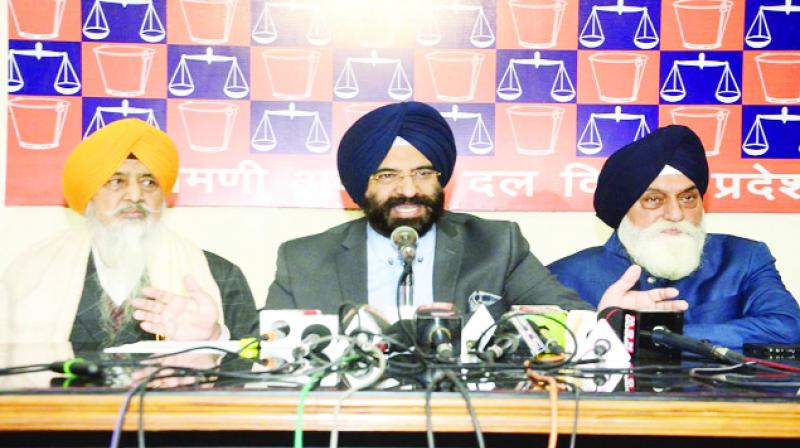 Talking to the media, Mr. Manjinder Singh Sirsa, Jatha: Avtar Singh Hit and Mr. Kuldeep Singh Bhogal Talking to the media, Mr. Manjinder Singh Sirsa, Jatha: Avtar Singh Hit and Mr. Kuldeep Singh Bhogal