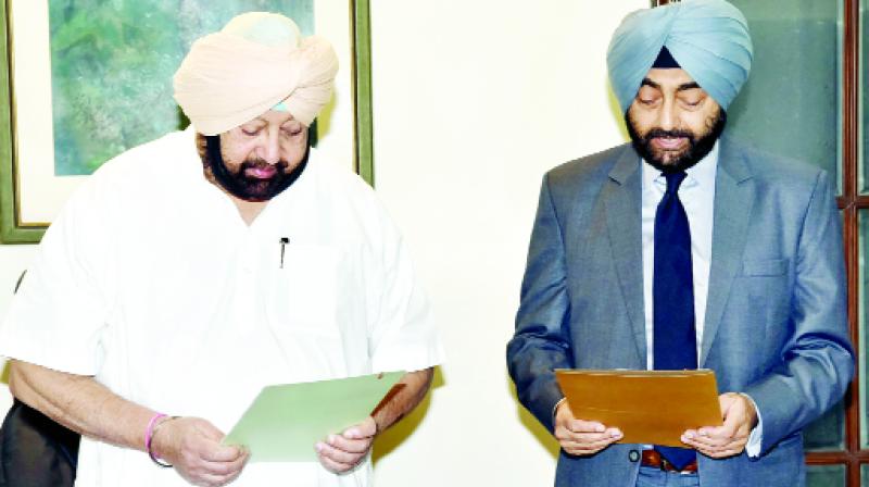 Captain Amarinder Singh administered the oath of office and secrecy to Mandeep Singh Sandhu as the new Chief Commissioner of the state’s Transparency & Accountability Commission