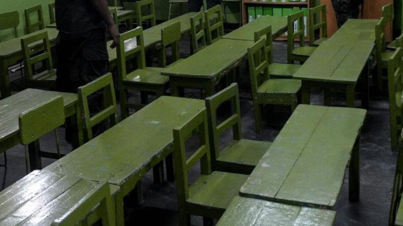 Pakistan: There are teachers in 11,000 schools in Sindh but no students Pakistan: There are teachers in 11,000 schools in Sindh but no students