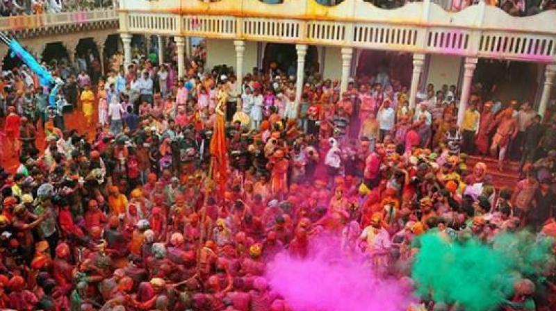Holla Mohalla Holla Mohalla
