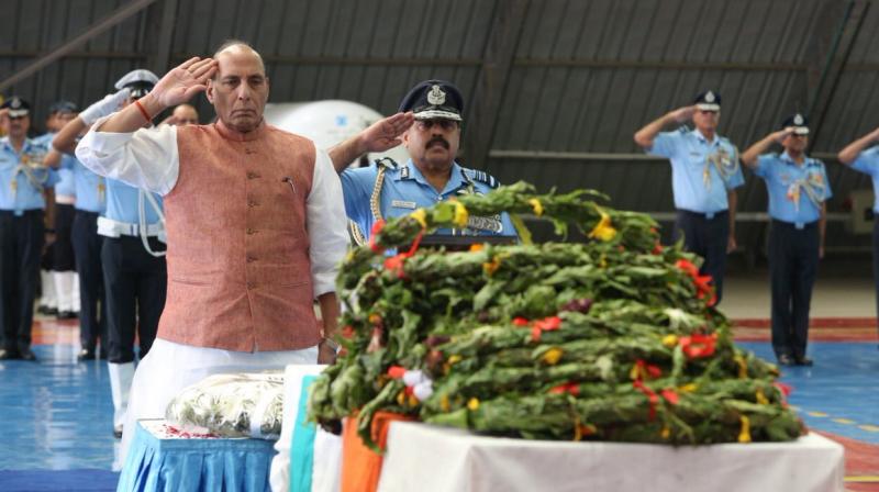Defence Minister Rajnath pays tribute