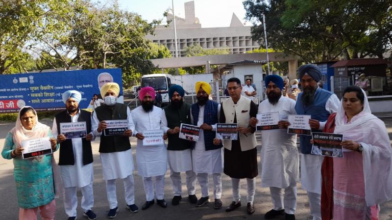 Harpal Cheema With Other AAP Political Leaders Harpal Cheema With Other AAP Political Leaders
