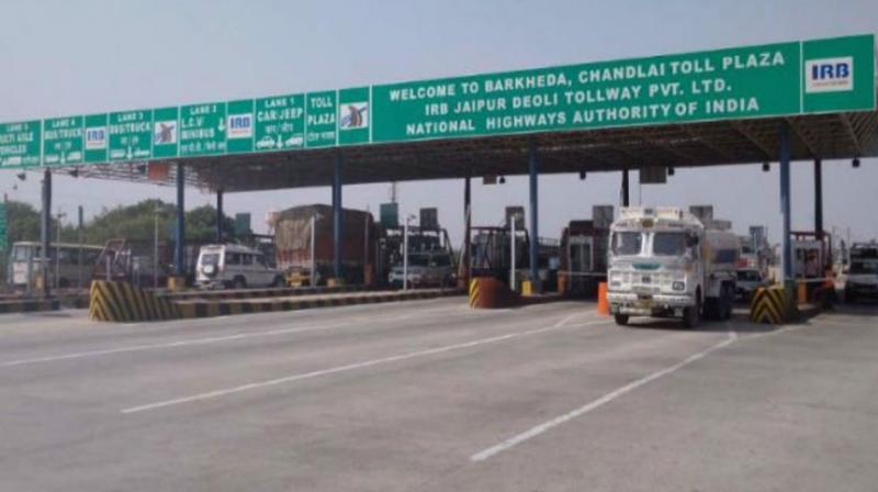 Punjab government made tolls free for employees and officials Punjab government made tolls free for employees and officials