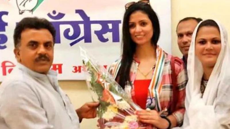 Mohammed Shami's wife Haseen Jahan, with the Congress,