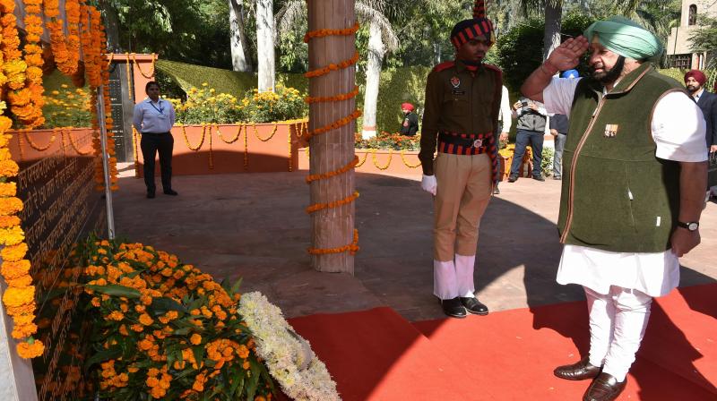 Punjab CM honours 15 of 152 descendants of WW I Martyrs Punjab CM honours 15 of 152 descendants of WW I Martyrs