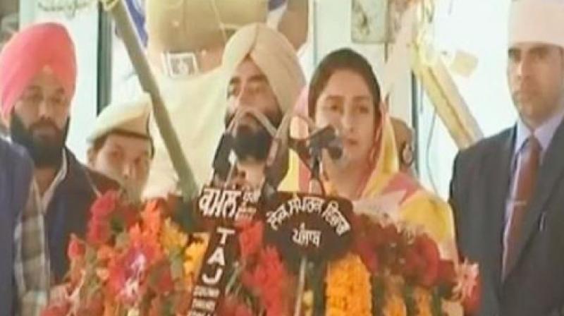 As soon as Harsimrat's speech begins ... As soon as Harsimrat's speech begins ...