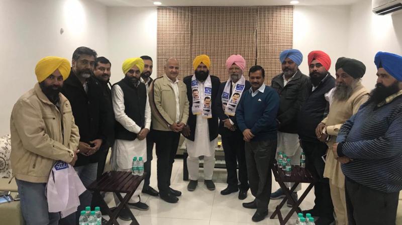 Retd.Justice Jora Singh joins AAP Retd.Justice Jora Singh joins AAP