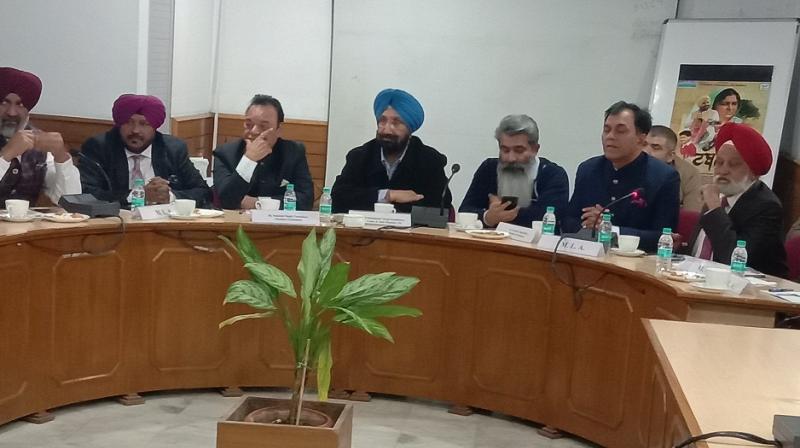 Landless Non-Agriculturists to be made part of Cooperation movement and Banking system Landless Non-Agriculturists to be made part of Cooperation movement and Banking system