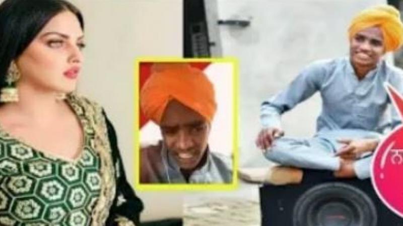 Himanshi with Mukh Mantri Himanshi with Mukh Mantri
