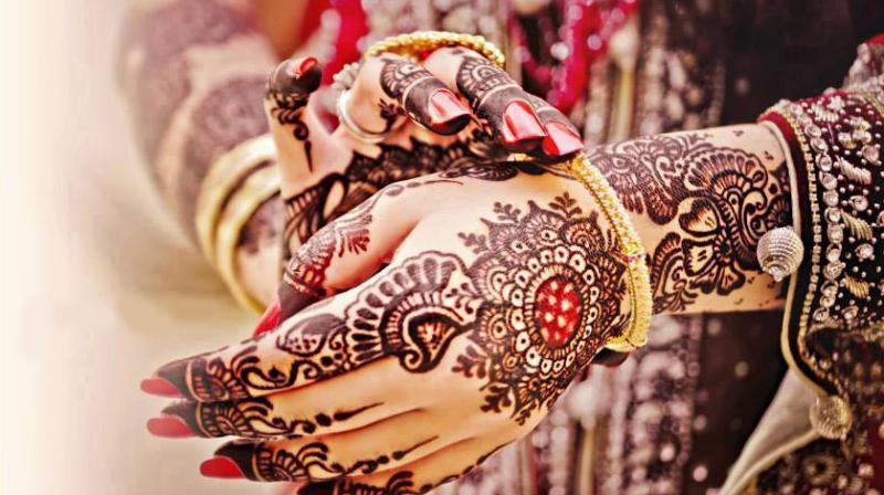 6 goons kidnapped a bride while she reached at a Beauty Parlor