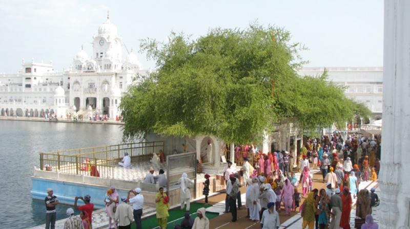 Dukh Bhanjani Beri Dukh Bhanjani Beri