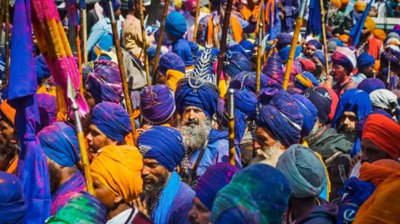 Hola Mohalla Hola Mohalla