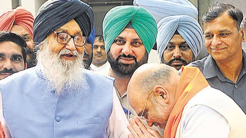 Parkash singh Badal with Amit shah